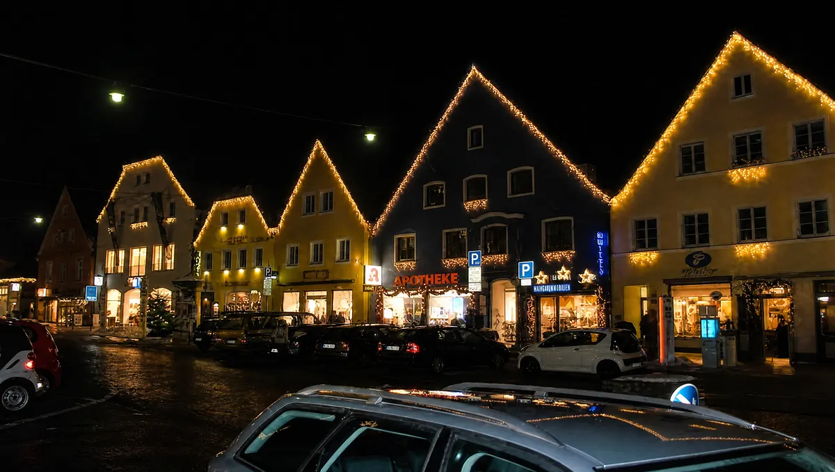 Weihnachtsbeleuchtung Einkaufsstraße mit Sternmotiv