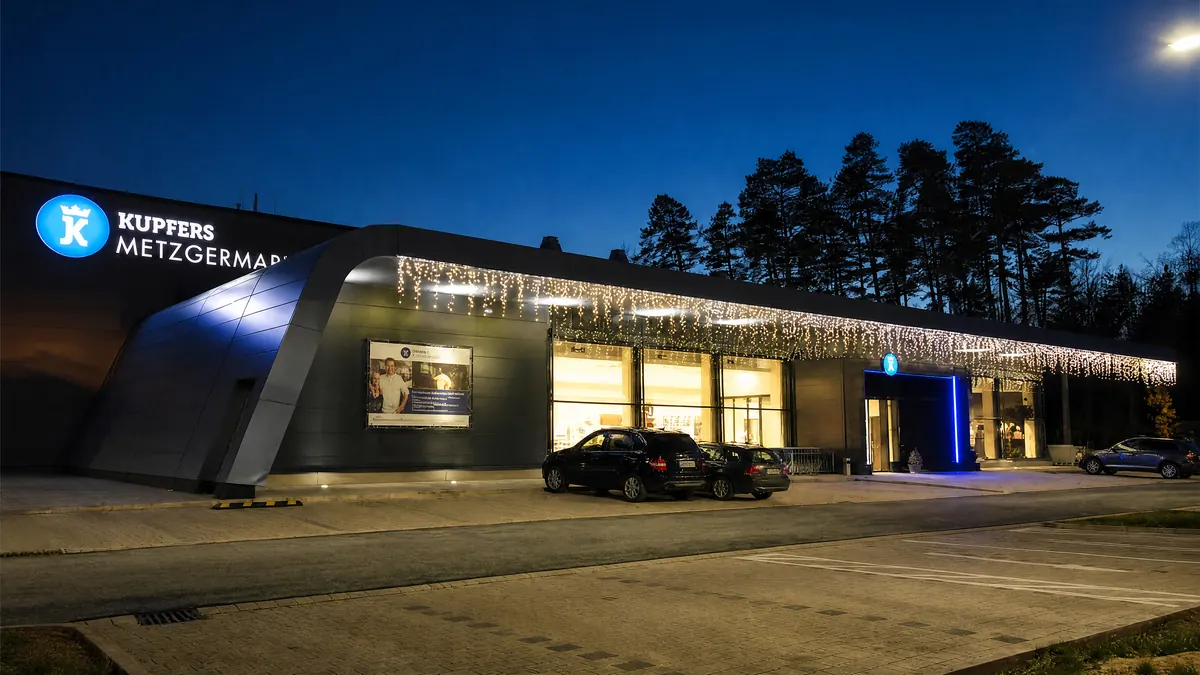 Weihnachtsbeleuchtung Kupfers Metzgermarkt – LED-Fassadenbeleuchtung von Eberlein Illumination